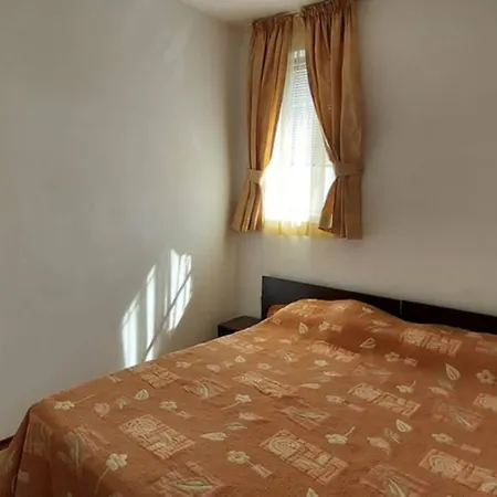 דירה Квартира С 2-Мя Спальнями В 700 М От Пляжа!