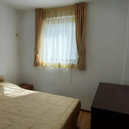 アパート Квартира С 2-Мя Спальнями В 700 М От Пляжа! サニービーチ